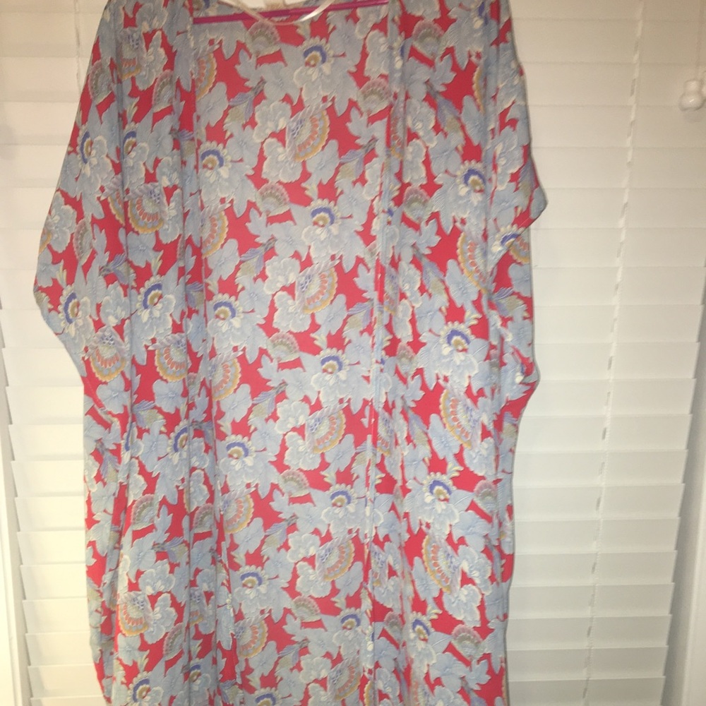 Blue Red & White floral Japanese Kimono!